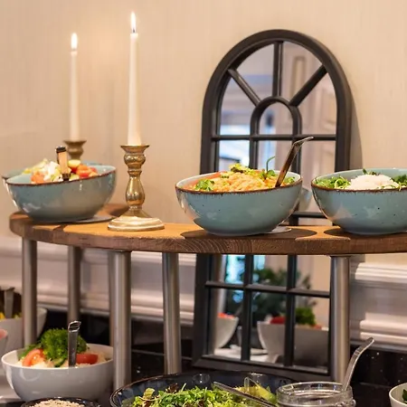 Robenstein & - Szálloda 4*