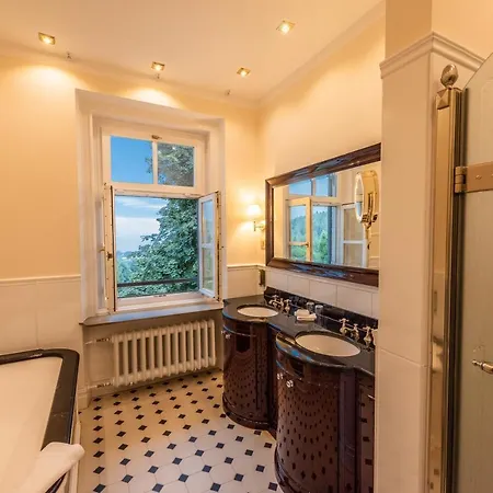 Hotel Robenstein & - 4*