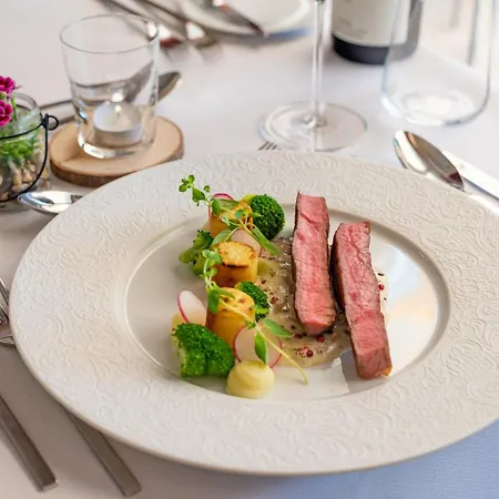 Szálloda Robenstein & -