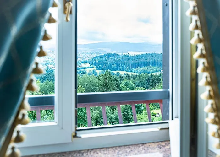 Robenstein & - Hotel 4*